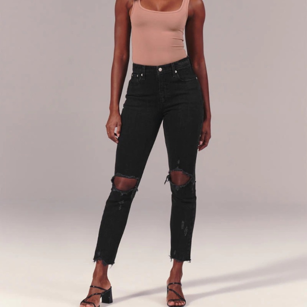 Abercrombie and Fitch high rise mom jeans